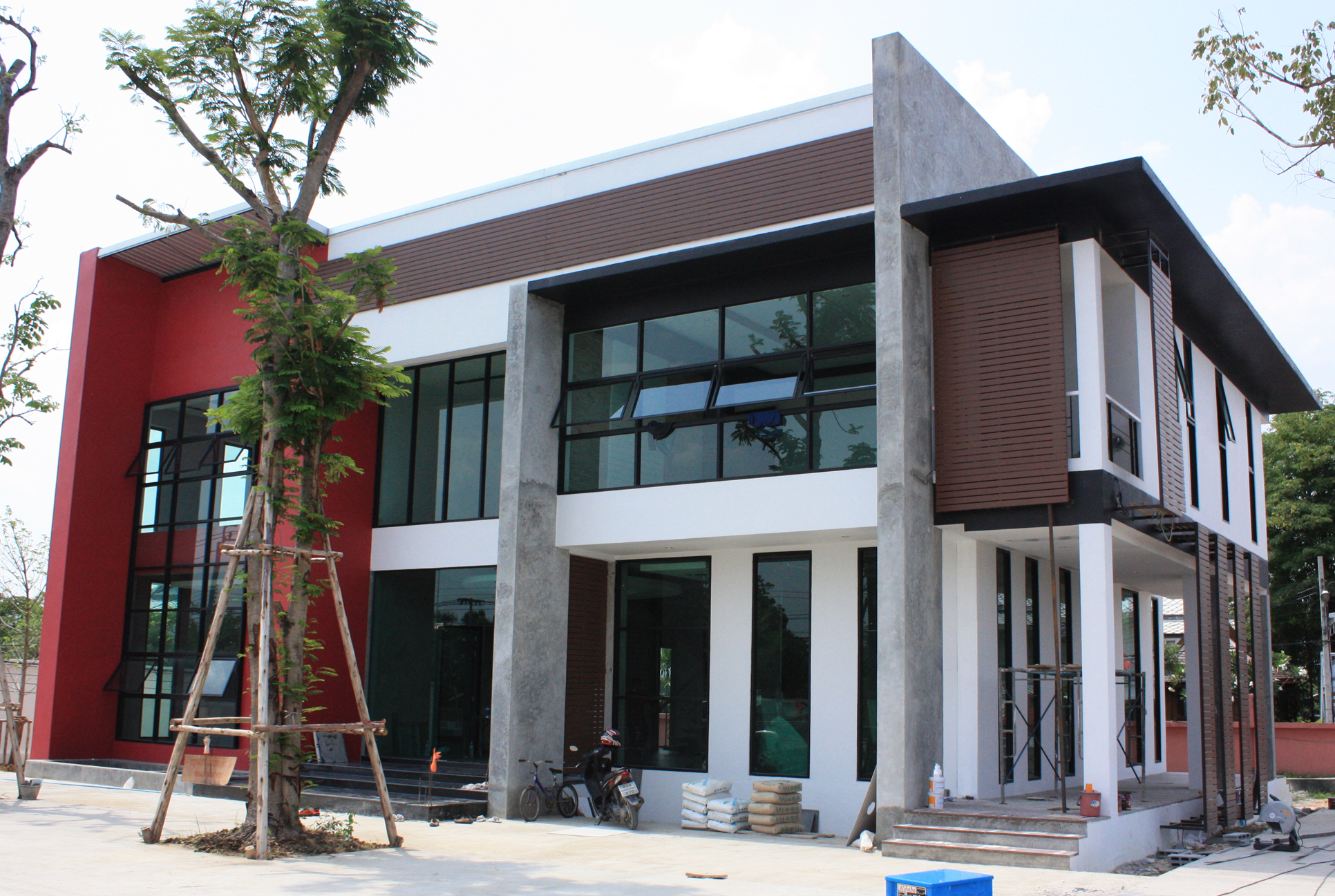 Building-52-02 อาคารสำนักงาน 2 ชั้น บริษัท ยูเนี่ยน อินทราโก้ จำกัด (มหาชน)