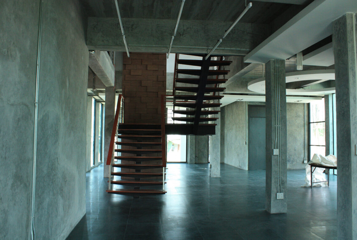 Building-52-03 อาคารสำนักงาน 2 ชั้น บริษัท ยูเนี่ยน อินทราโก้ จำกัด (มหาชน)