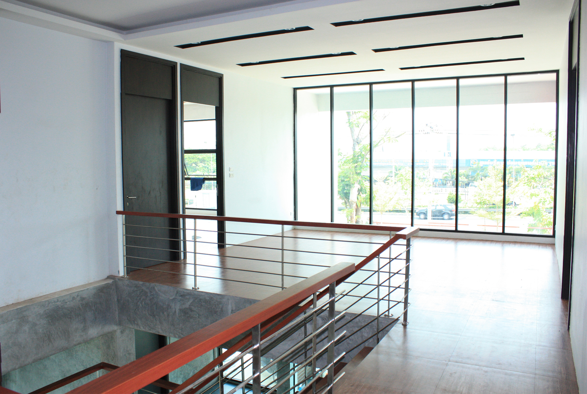 Building-52-06 อาคารสำนักงาน 2 ชั้น บริษัท ยูเนี่ยน อินทราโก้ จำกัด (มหาชน)
