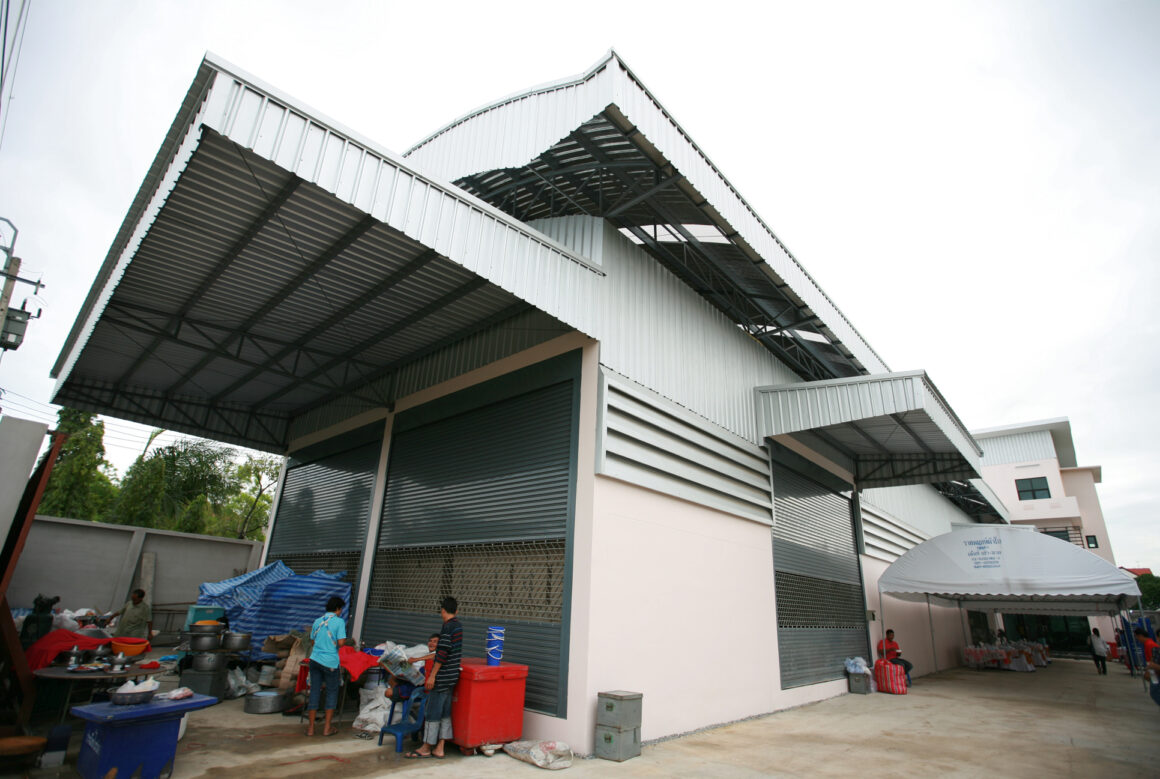 Building-54-01 อาคารคลังสินค้าและสำนักงาน 3 ชั้น บริษัทเวอธี่ สปริริต จำกัด
