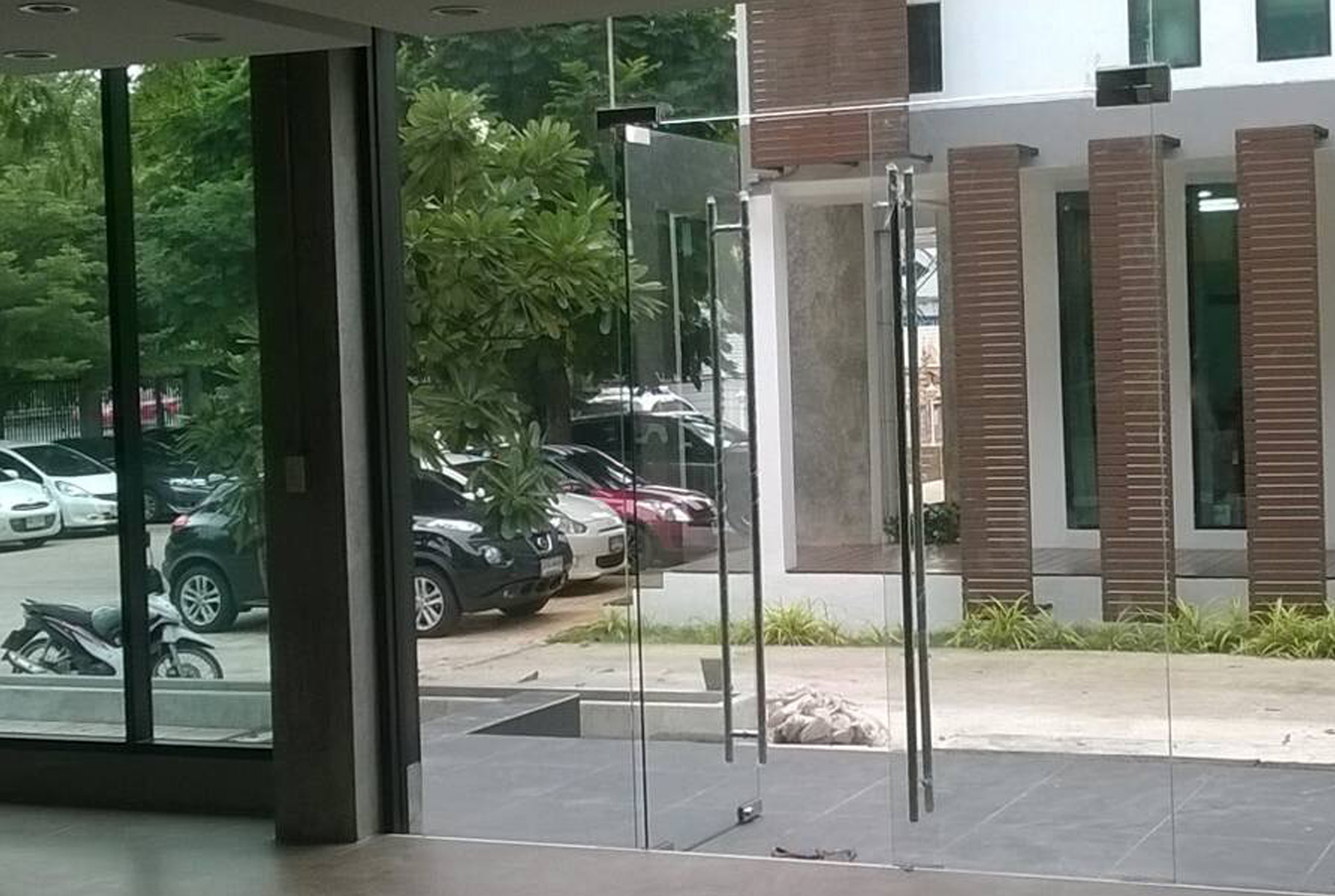 Building-58-02 อาคารสำนักงาน 3 ชั้น บริษัท แกรททิทูด อินฟินิท จำกัด (มหาชน)