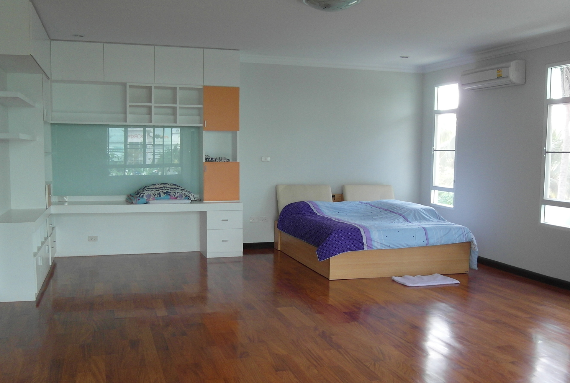 House-54-08 บ้านพักอาศัย จำนวน 6 หลัง เขตภาษีเจริญ