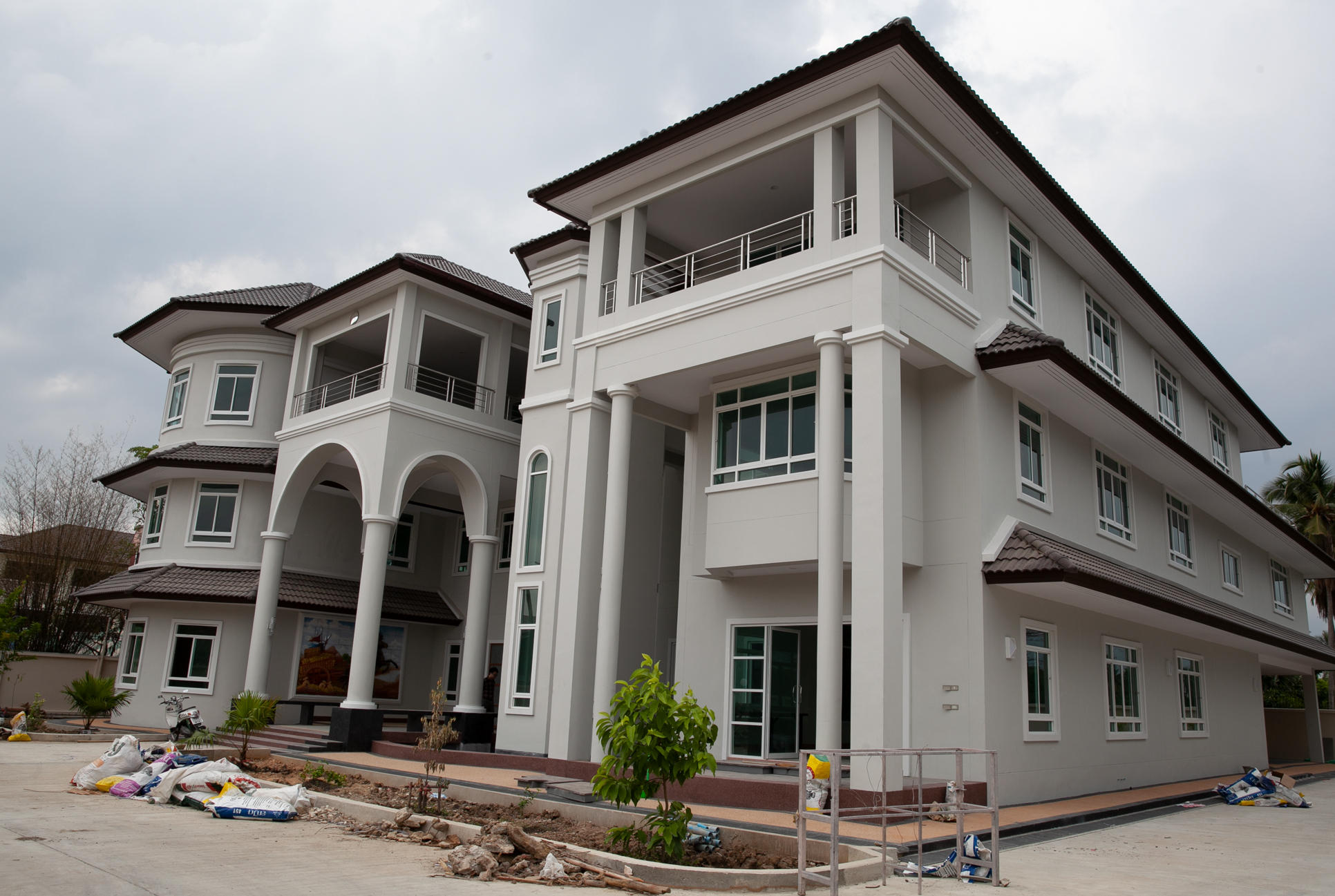 House-56-01 บ้านพักอาศัย 3 ชั้น ซ.จรัญสนิทวงศ์ 13