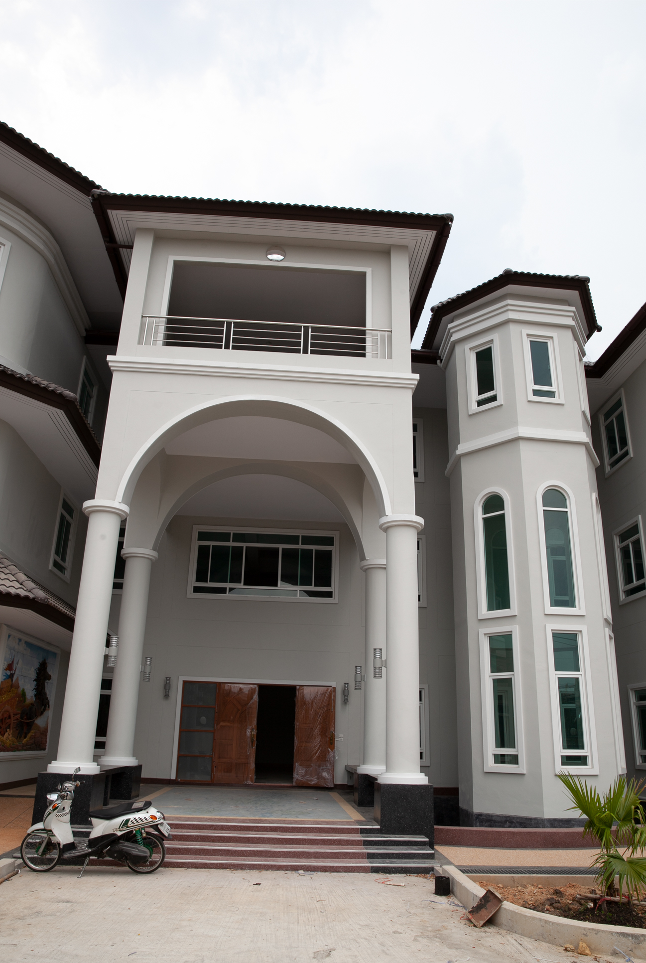 House-56-06 บ้านพักอาศัย 3 ชั้น ซ.จรัญสนิทวงศ์ 13