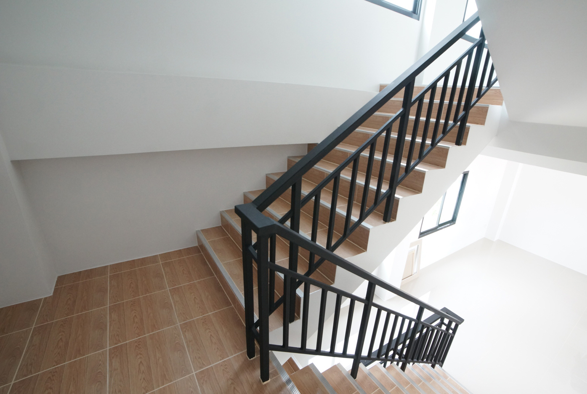 โครงการจัดสรร-03-04 อาคารพาณิชย์ 3.5 ชั้น