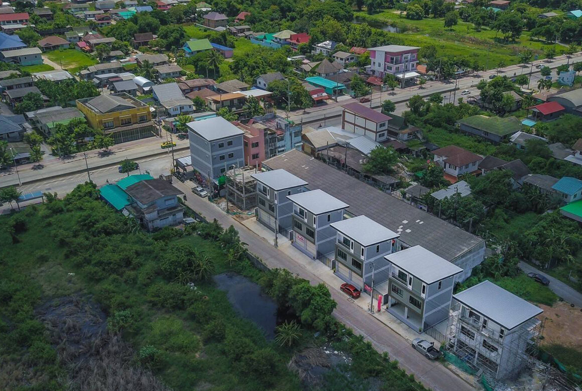 โครงการจัดสรร-04-01 อาคารพาณิชย์ 2.5 ชั้น