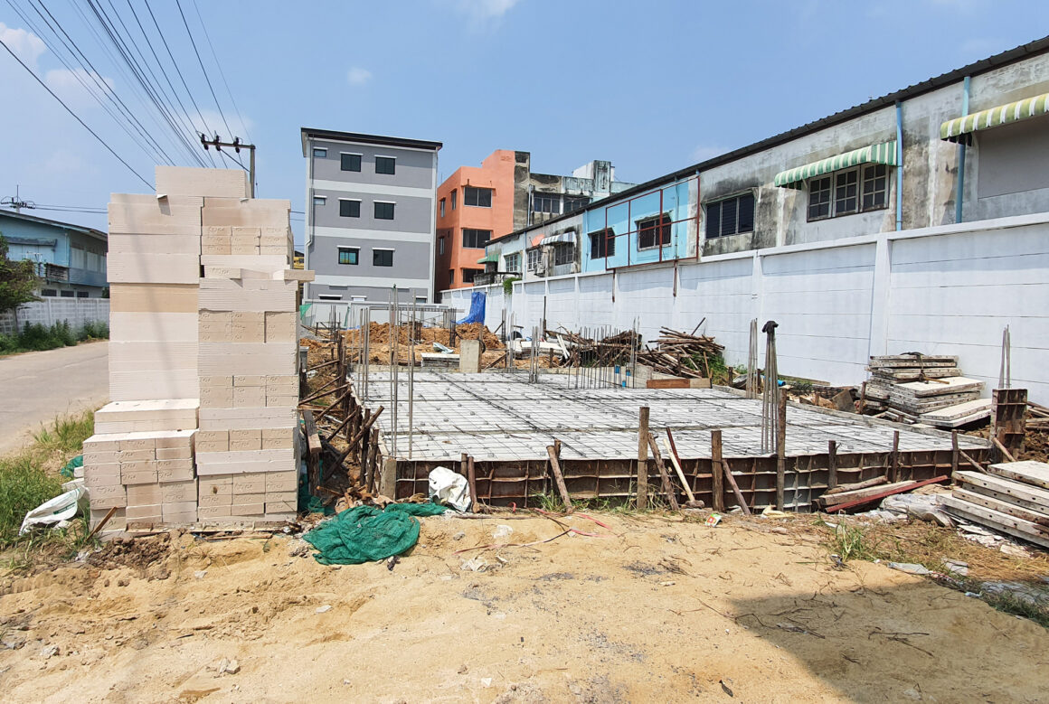 โครงการจัดสรร-04-04 อาคารพาณิชย์ 2.5 ชั้น