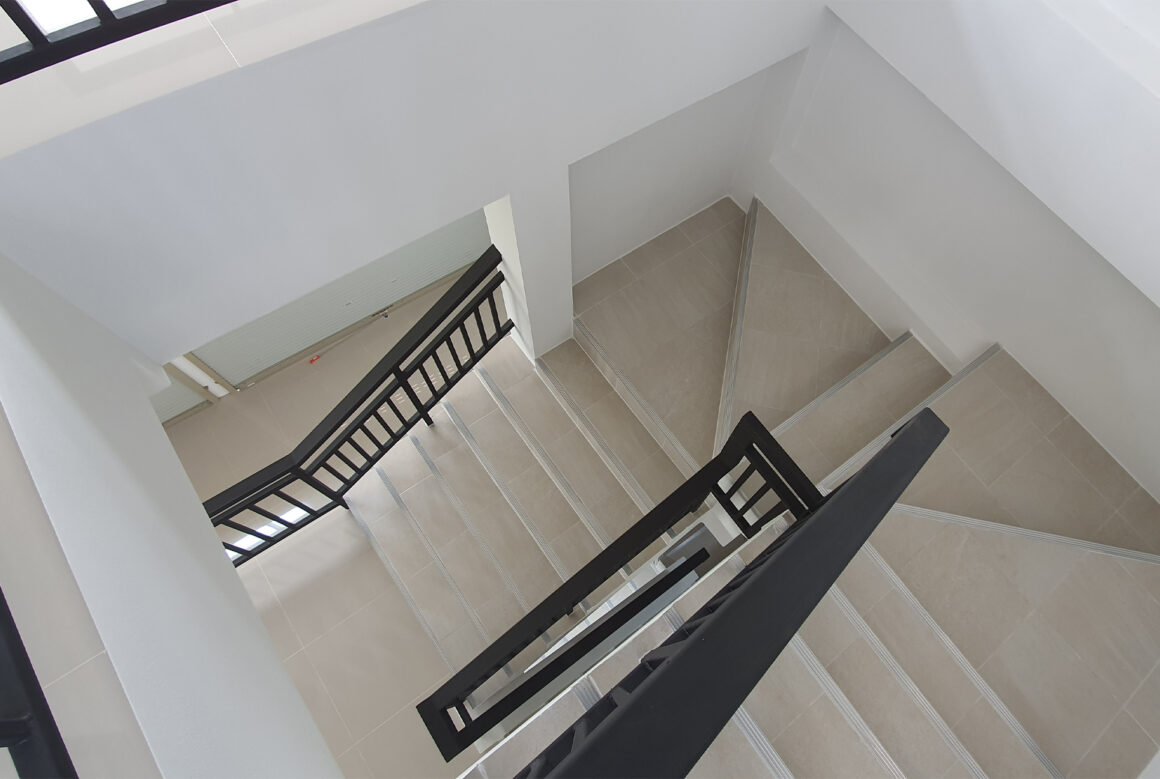 โครงการจัดสรร-04-08 อาคารพาณิชย์ 2.5 ชั้น
